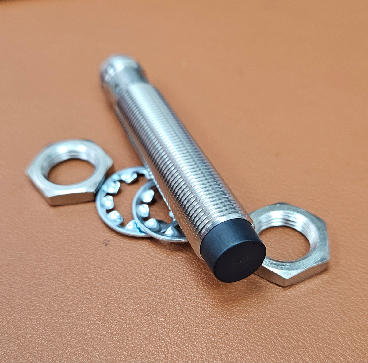 M12 x 1 Inductive RPM Proximity Sensor - Barrel PNP Output 4 mm Detect ...